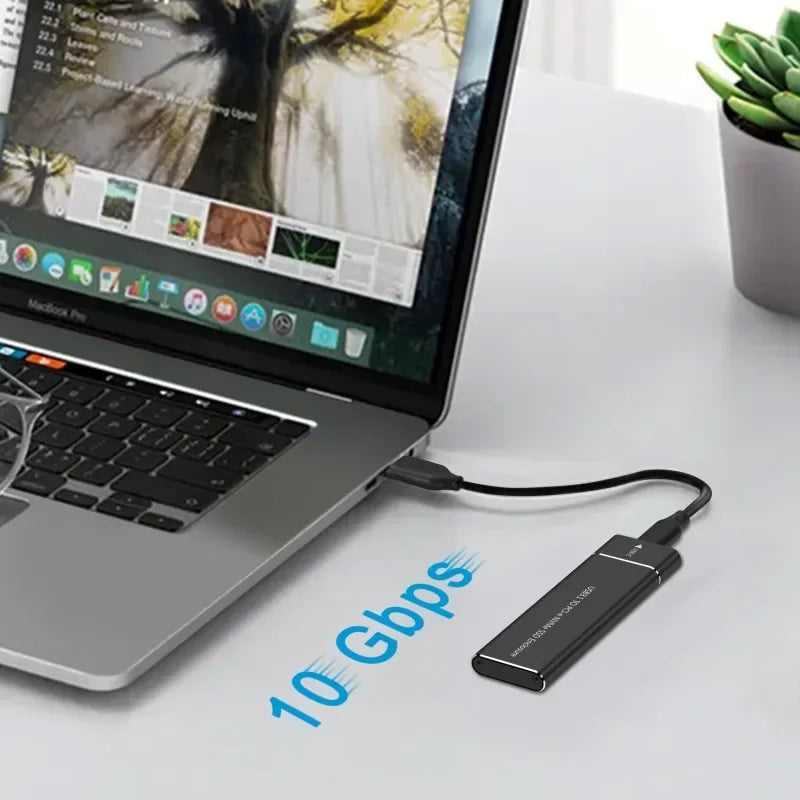 M.2 NVMe SSD Enclosure – USB-C Gen2 10Gbps with USB-A Cable