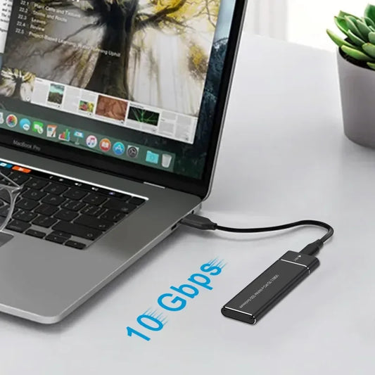 M.2 NVMe SSD Enclosure – USB-C Gen2 10Gbps with USB-A Cable